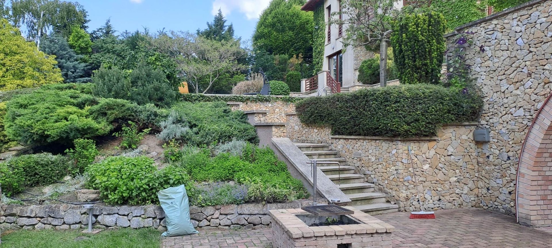 Mediterrán kert – Only Gardens kertépítés Szentendre